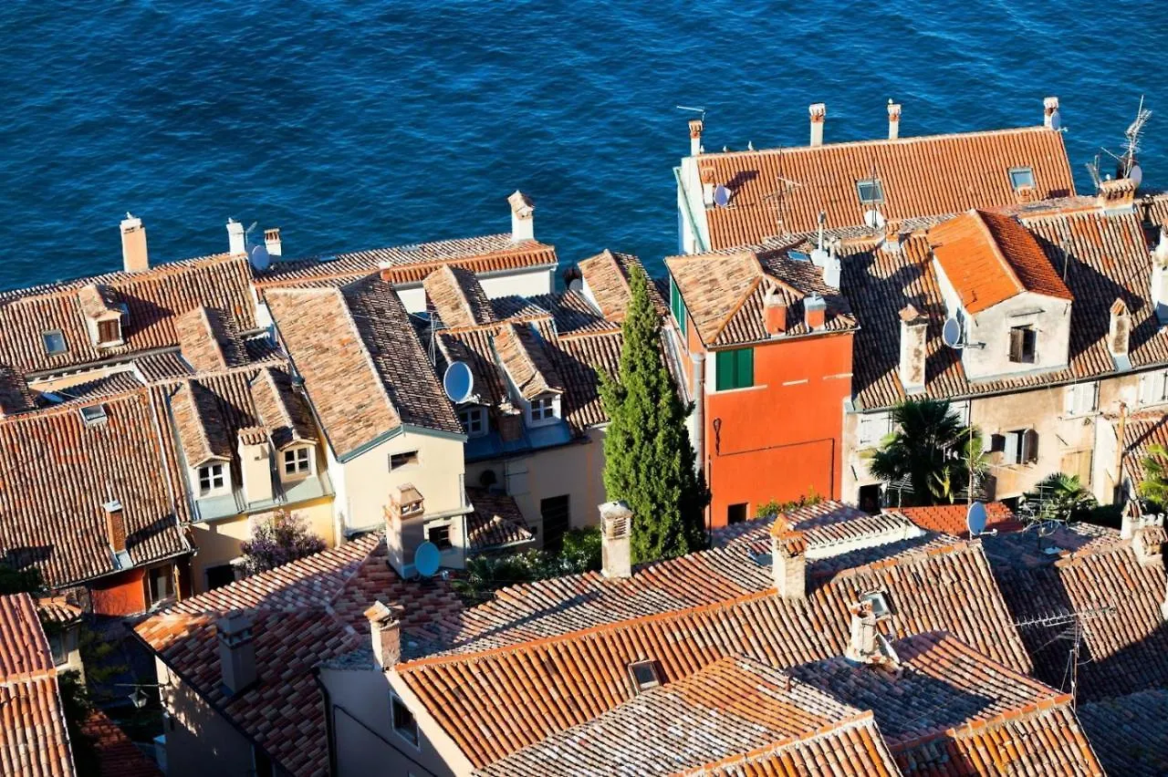 Guest house Rooms In Rovinj With A Sea View, Balcony, Air Conditioning, Wifi 81-2